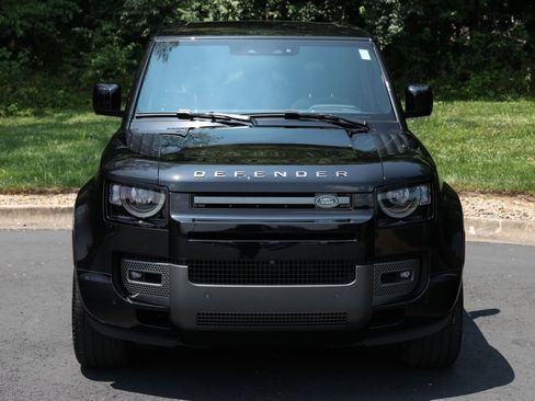 Used 2024 Land Rover Defender 130 V8 image 8