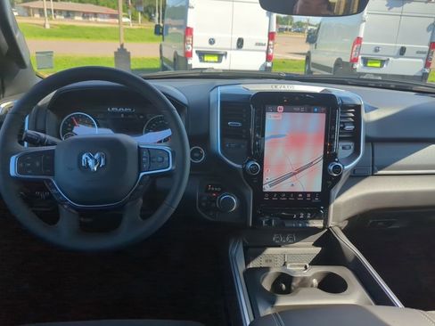 New 2026 RAM 1500 Big Horn AWD/4WD image 35
