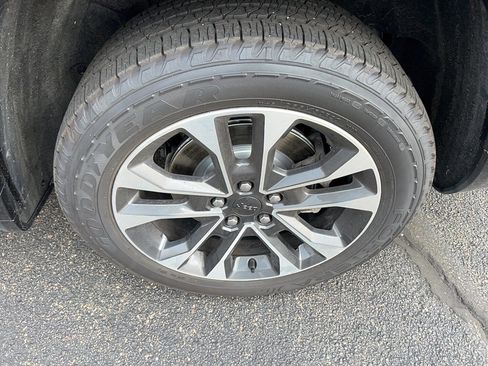 Used 2021 Jeep Grand Cherokee L Overland w/ Luxury Tech Group IV image 10