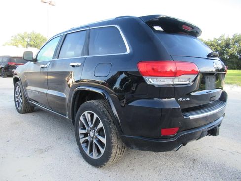 Used 2017 Jeep Grand Cherokee Overland AWD/4WD image 3