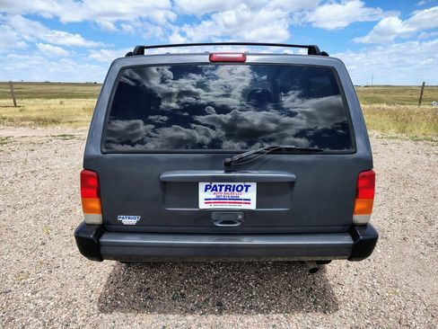 Used 2000 Jeep Cherokee Sport AWD/4WD image 4