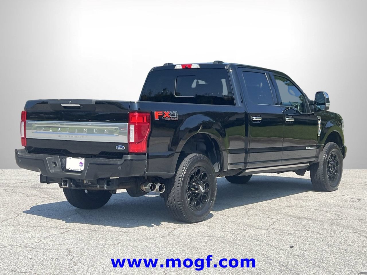 Used 2022 Ford F250 Platinum AWD/4WD image 5