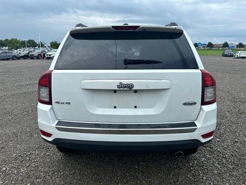 Used 2016 Jeep Compass High Altitude AWD/4WD image 11