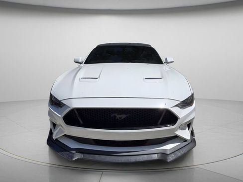 Used 2019 Ford Mustang GT w/ Black Accent Package RWD image 4
