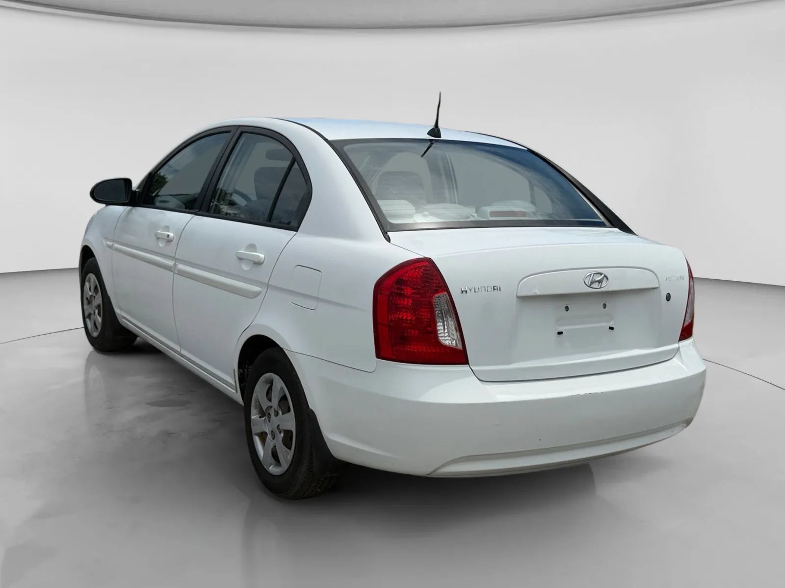 Used 2006 Hyundai Accent GLS FWD image 3