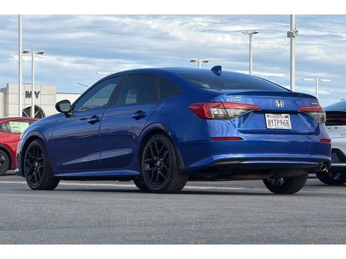 Used 2022 Honda Civic Sport image 5