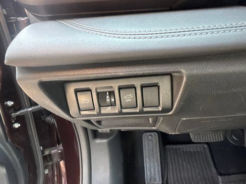 Used 2024 Subaru Outback Limited XT AWD/4WD image 21