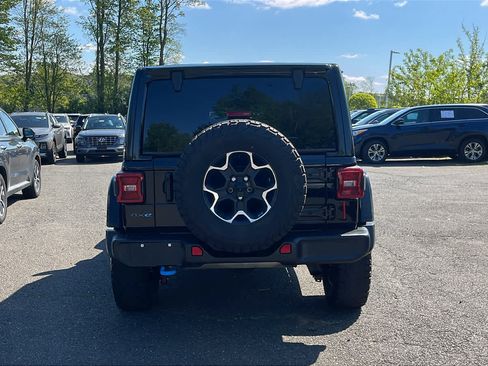 Used 2022 Jeep Wrangler Unlimited Rubicon 4xe w/ Cold Weather Group AWD/4WD image 7