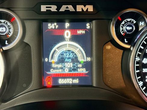 Used 2019 RAM 2500 Big Horn image 13