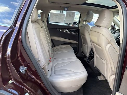 Certified 2023 Lincoln Nautilus Reserve w/ Equipment Group 201A image 17