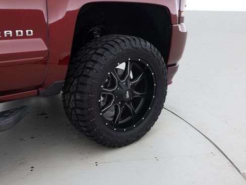 Used 2017 Chevrolet Silverado 1500 LT w/ All Star Edition AWD/4WD image 19