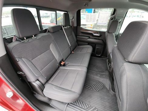 Used 2024 Chevrolet Silverado 1500 RST AWD/4WD image 17