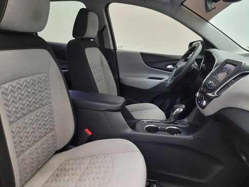 Used 2024 Chevrolet Equinox LS w/ LS Convenience Package FWD image 21