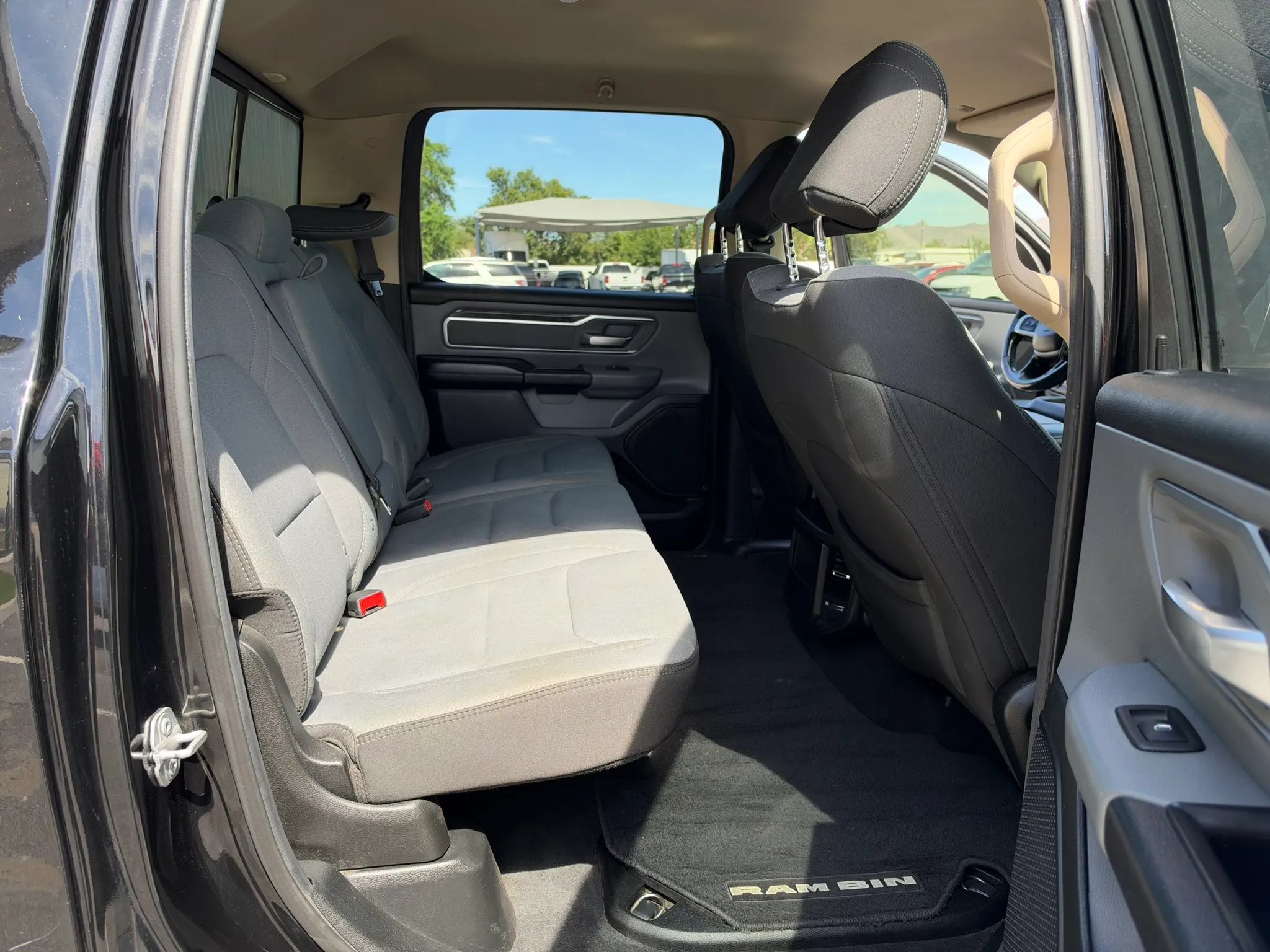 Used 2019 RAM 1500 Big Horn RWD image 15