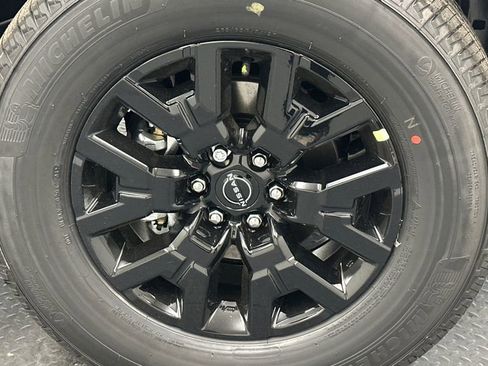 New 2026 Nissan Frontier SV w/ All-Weather Content Package AWD/4WD image 18