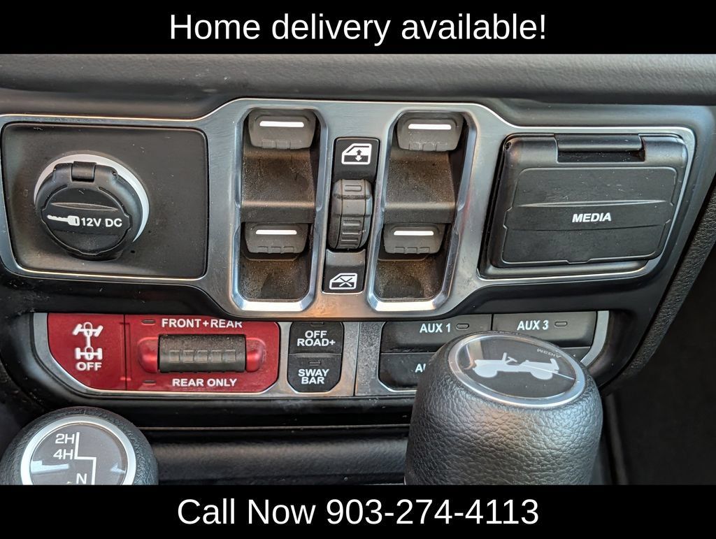 Used 2026 Jeep Wrangler Unlimited Rubicon AWD/4WD image 15