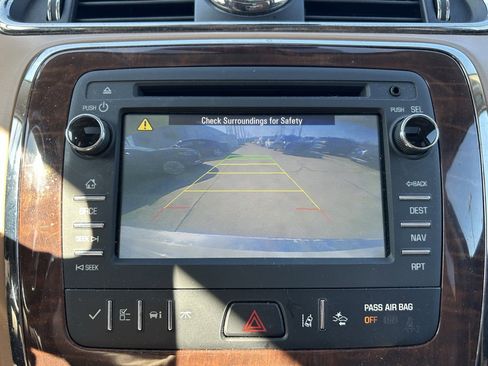 Used 2017 Buick Enclave Premium w/ Experience Buick Package image 22