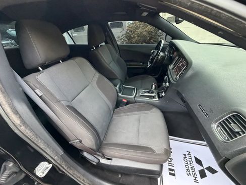 Used 2020 Dodge Charger SXT AWD/4WD image 34