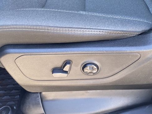 Used 2021 RAM 1500 Big Horn image 25