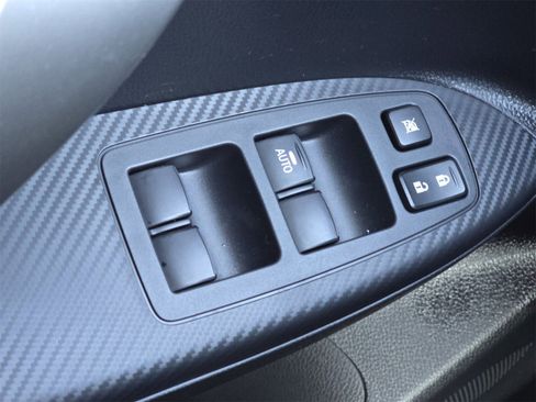 Used 2025 Mitsubishi Eclipse Cross SE image 15