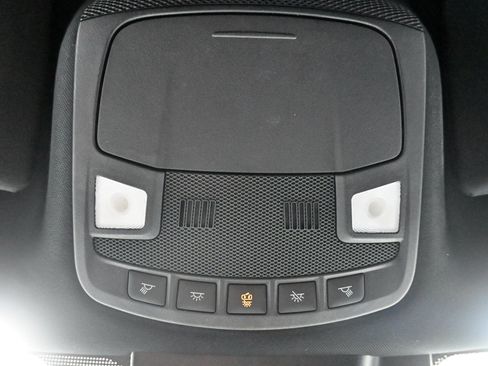 Used 2021 Ford Expedition XLT AWD/4WD image 20
