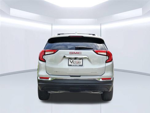 Used 2022 GMC Terrain SLT w/ Infotainment Package II AWD/4WD image 6