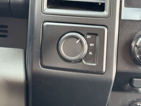 Used 2017 Ford F150 XL w/ Equipment Group 101A Mid image 29