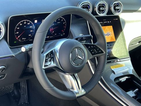 New 2026 Mercedes-Benz GLC 300 4MATIC image 14