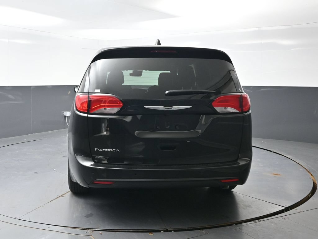 New 2027 Chrysler Pacifica LX FWD image 8