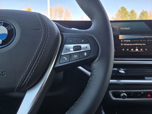 New 2026 BMW X5 xDrive50e w/ Climate Comfort Package AWD/4WD image 32