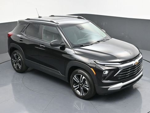 Certified 2024 Chevrolet TrailBlazer LT FWD image 43