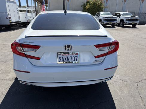 Used 2022 Honda Accord Sport image 7