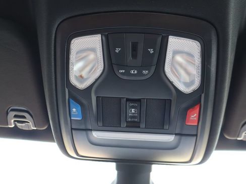 Used 2023 RAM 1500 Big Horn AWD/4WD image 22