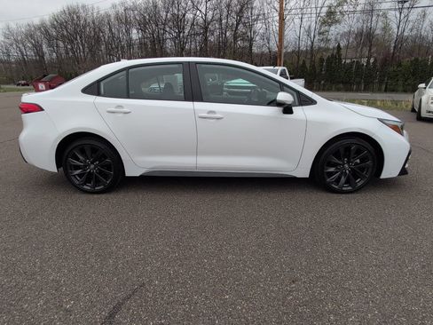 Used 2024 Toyota Corolla SE FWD image 8