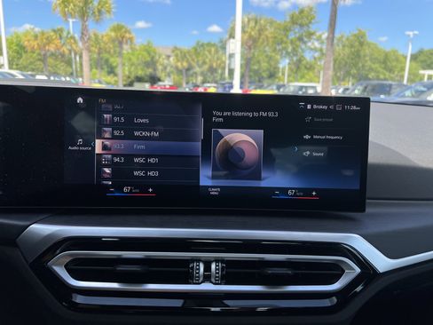 Certified 2024 BMW 330i Sedan RWD image 23
