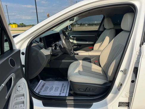 Used 2025 Hyundai Sonata SEL FWD image 20