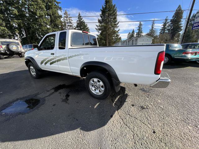 Used 1998 Nissan Frontier XE AWD/4WD image 7