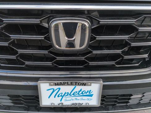 Used 2024 Honda CR-V EX image 11
