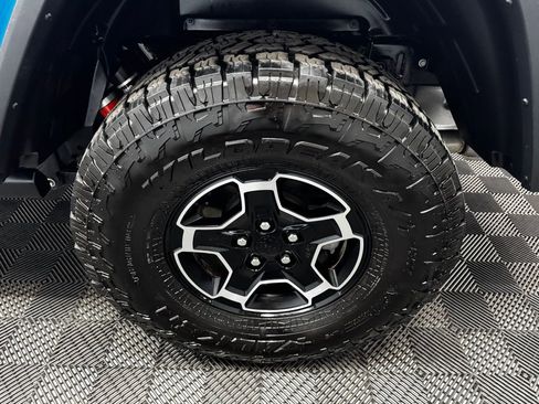 Used 2023 Jeep Gladiator Mojave w/ Cold Weather Group image 20