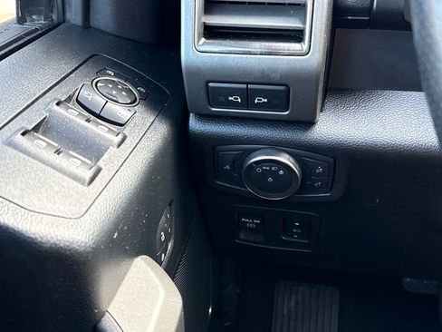 Certified 2020 Ford F150 Raptor w/ Equipment Group 802A Luxury image 23