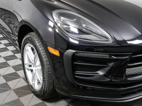 New 2026 Porsche Macan image 39