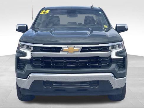 Used 2025 Chevrolet Silverado 1500 LT AWD/4WD image 9