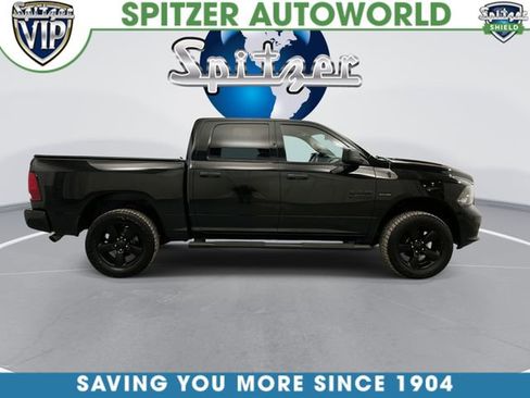 Used 2018 RAM 1500 Express w/ Black Ram 1500 Express Group image 11