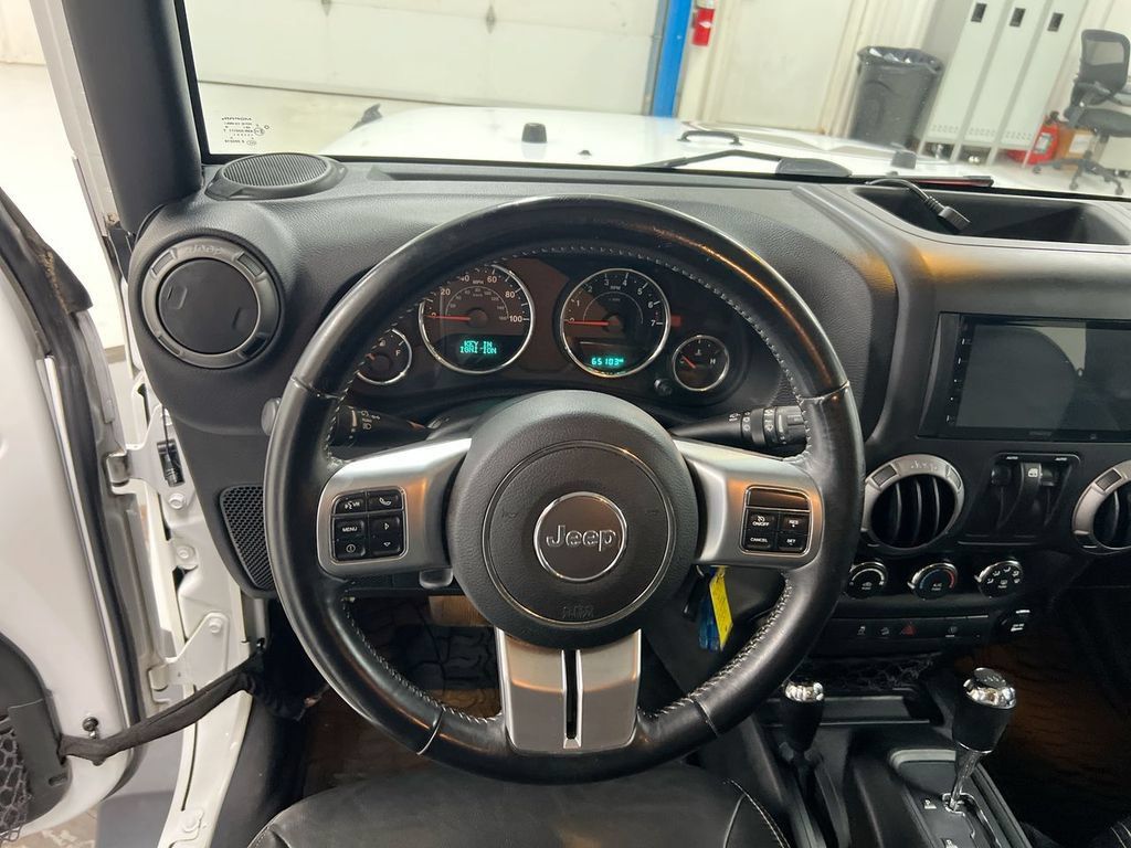 Used 2017 Jeep Wrangler Sport AWD/4WD image 11
