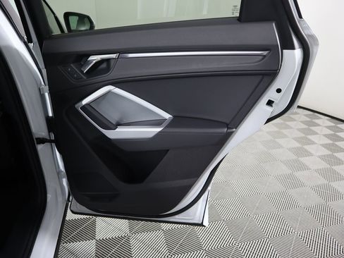 Certified 2023 Audi Q3 2.0T Premium Plus image 27