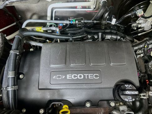 Used 2017 Chevrolet Trax LT image 30