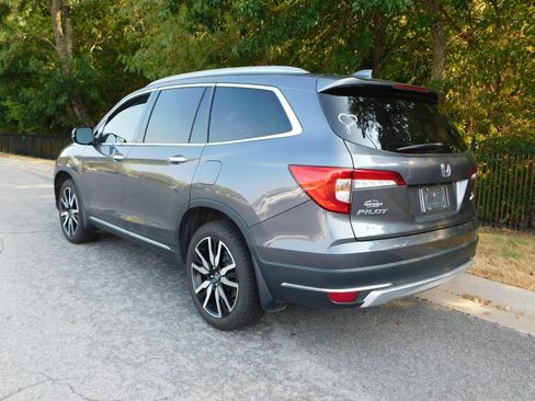 Certified 2021 Honda Pilot Touring image 10