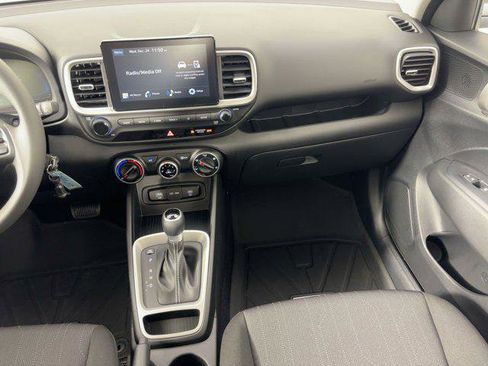New 2026 Hyundai Venue SE image 25