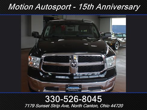 Used 2020 RAM 1500 Classic SLT w/ Luxury Group AWD/4WD image 4