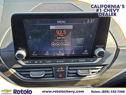 Used 2023 Nissan Altima 2.5 SV FWD image 27
